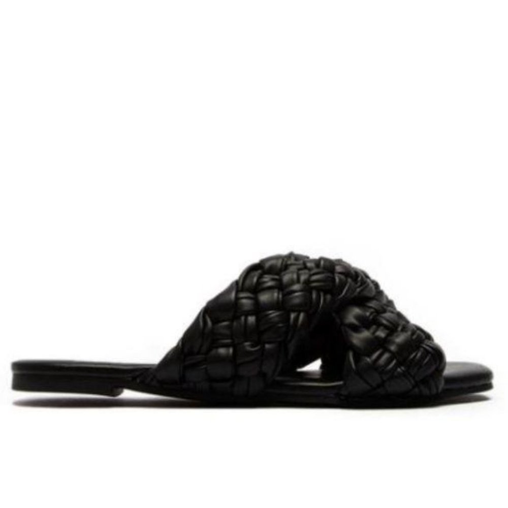 !! NEW !! Braided Slide Sandals in Black - Picture 2 of 4